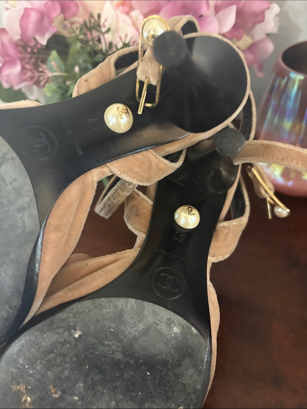 Authentic CHANEL Tan Velvet Ruched Slingback Peep-Toe Heels - Picture 2 of 4